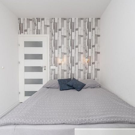 Chill Apartment - Ludwika Rydygiera Krakow Luaran gambar